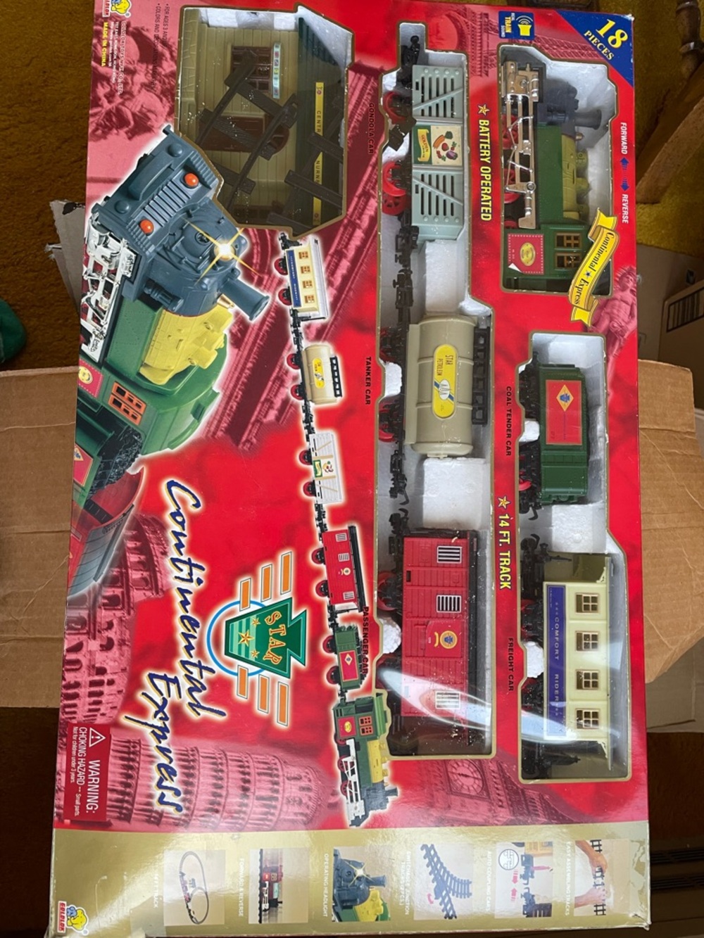 Continental Express Battery-Operated Toy Train Set - Green & Red